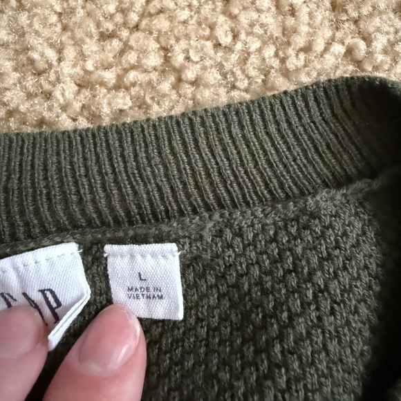 GAP sweater - Picture 5 of 8